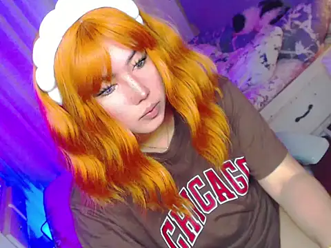 Snapshot of HOTnWILDalice chatting on June 11, 3:04 am HOTnWILDalice online show from June 11, 3:04 am