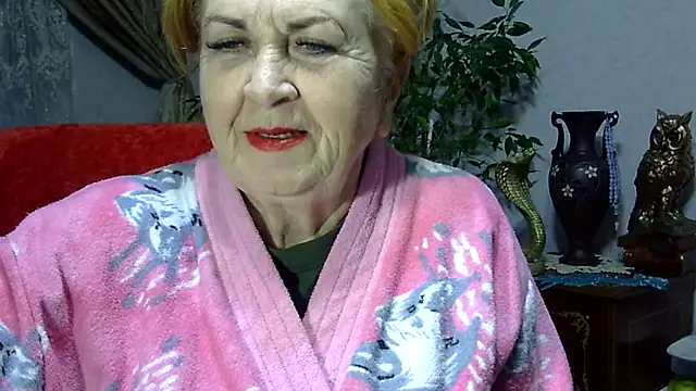 Emma52610 online show from February 20, 9:31 pm