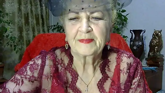 Emma52610 online show from February 27, 5:58 pm