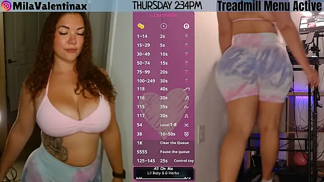 Snapshot of MilaValentina chatting on June 18, 6:34 pm MilaValentina online show from June 18, 6:34 pm