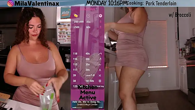 Snapshot of MilaValentina chatting on July 14, 2:16 am MilaValentina online show from July 14, 2:16 am