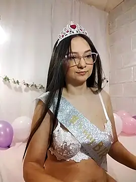 Snapshot of Camilatinass_ chatting on March 14, 12:10 pm Camilatinass online show from March 14, 12:10 pm