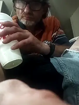 ROBERT0516 online show from September 11, 4:45 am