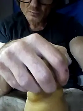 ROBERT0516 online show from September 17, 11:50 pm