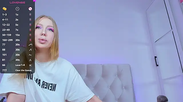 YourWildDestiny online show from December 3, 11:13 pm