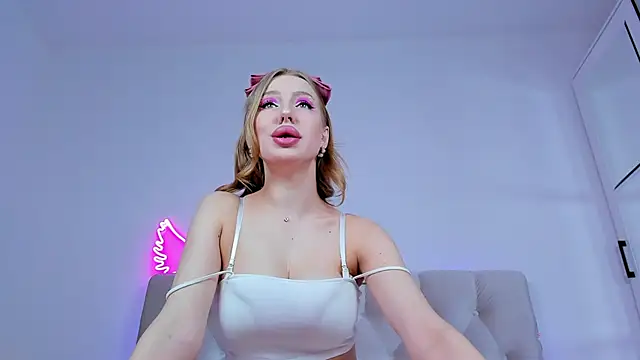 YourWildDestiny online show from January 31, 2:04 am