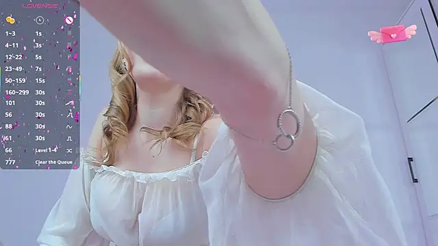 YourWildDestiny online show from March 12, 3:57 am