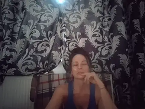 LindaStarS online show from February 19, 5:27 am