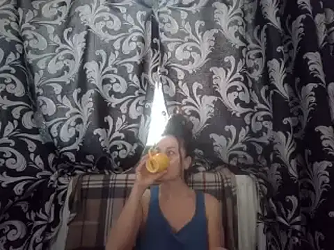 LindaStarS online show from March 7, 6:02 am