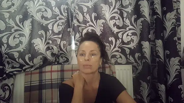 LindaStarS online show from October 9, 6:33 am