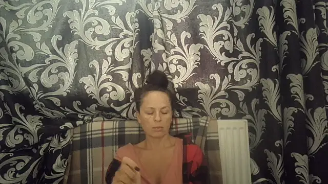 LindaStarS online show from October 12, 6:45 am