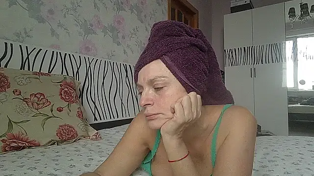 LindaStarS online show from November 26, 6:58 am