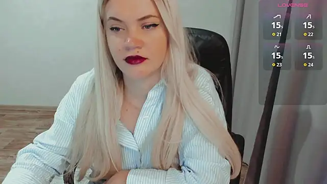 Snapshot of AllAboutLoveXx chatting on October 23, 6:34 am AllAboutLoveXx online show from October 23, 6:34 am