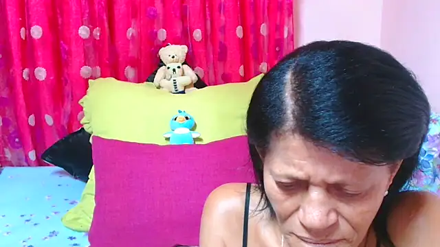 SLUTTYROXY online show from February 25, 7:45 pm