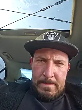 UncutHammer69 online show from January 8, 8:29 pm