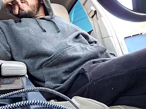 UncutHammer69 online show from November 24, 12:21 am