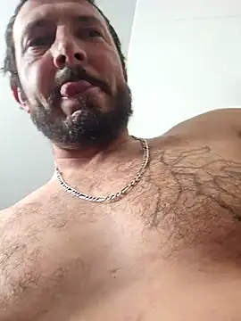 Snapshot of UncutHammer69 chatting on February 2, 9:52 am UncutHammer69 online show from February 2, 9:52 am