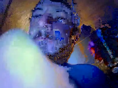 Snapshot of UncutHammer69 chatting on February 16, 12:01 pm UncutHammer69 online show from February 16, 12:01 pm