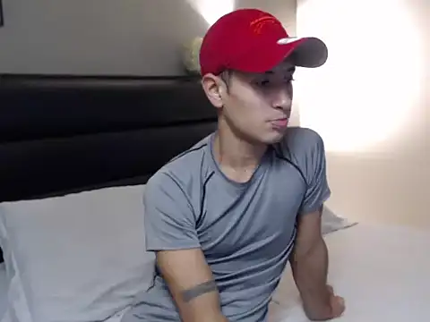 RetainedHound online show from September 30, 9:20 pm