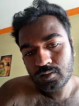 Snapshot of BlackHairy_man chatting on June 28, 4:18 am BlackHairy man online show from June 28, 4:18 am