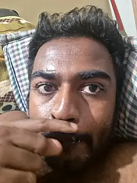 Snapshot of BlackHairy_man chatting on June 30, 11:22 am BlackHairy man online show from June 30, 11:22 am