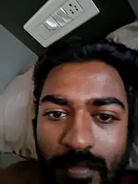 Snapshot of BlackHairy_man chatting on July 18, 2:16 am BlackHairy man online show from July 18, 2:16 am