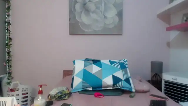 CindyCrawford online show from December 21, 3:02 am