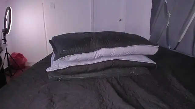moonsweet1 online show from April 30, 8:57 pm