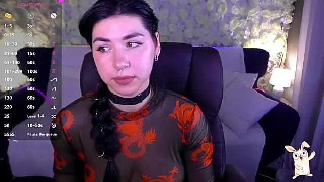 Snapshot of EmilyCandyy chatting on June 5, 6:52 am EmilyCandyy online show from June 5, 6:52 am