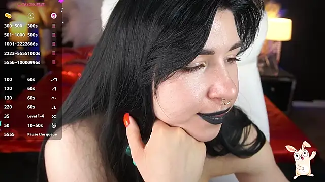 Snapshot of EmilyCandyy chatting on June 18, 9:14 am EmilyCandyy online show from June 18, 9:14 am