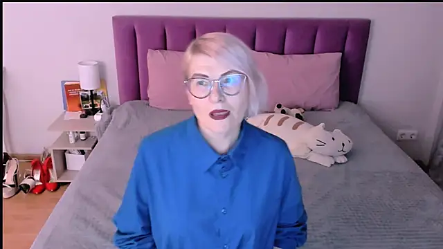 sabrinamacmarren online show from November 29, 2:09 pm