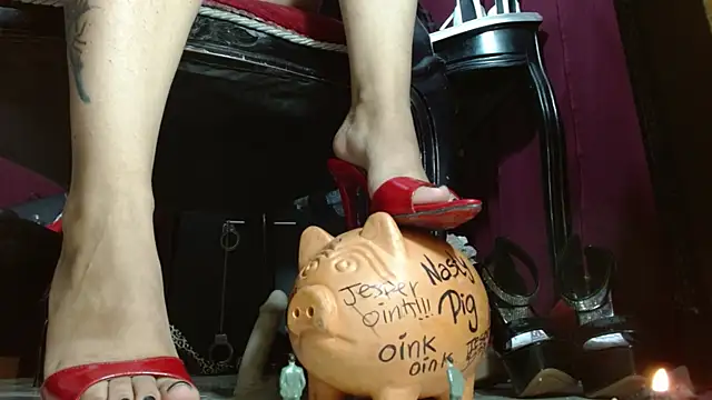 Snapshot of MeGoddesSara chatting on May 7, 9:20 pm MeGoddesSara online show from May 7, 9:20 pm