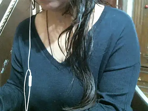 UrsMansi online show from December 5, 7:38 am