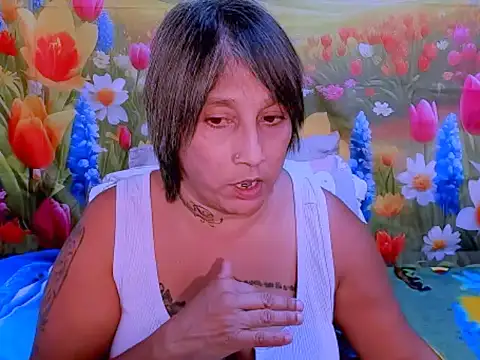 indianroxy online show from November 18, 4:44 pm