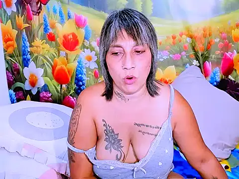 indianroxy online show from February 14, 8:00 am