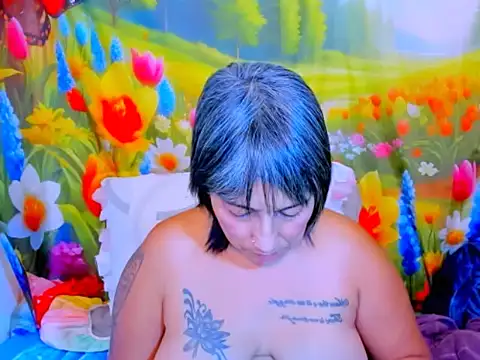Snapshot of indianroxy chatting on May 28, 10:07 pm indianroxy online show from May 28, 10:07 pm