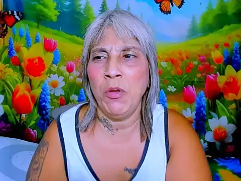 Snapshot of indianroxy chatting on June 17, 7:48 pm indianroxy online show from June 17, 7:48 pm