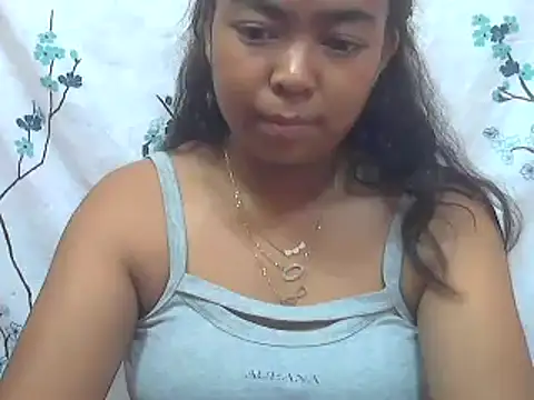 Snapshot of milkboobsgirl chatting on February 28, 4:43 am milkboobsgirl online show from February 28, 4:43 am