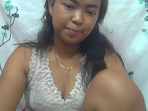 Snapshot of milkboobsgirl chatting on March 13, 1:07 pm milkboobsgirl online show from March 13, 1:07 pm