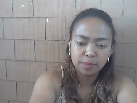 Snapshot of milkboobsgirl chatting on May 16, 10:36 am milkboobsgirl online show from May 16, 10:36 am