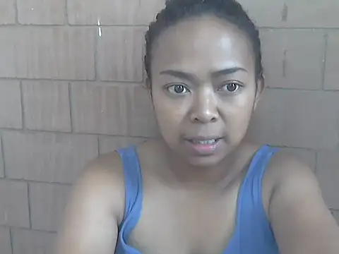 Snapshot of milkboobsgirl chatting on June 8, 6:36 am milkboobsgirl online show from June 8, 6:36 am