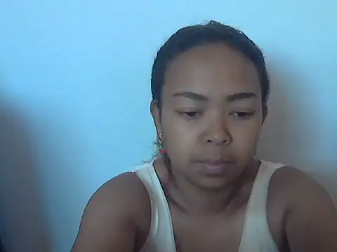Snapshot of milkboobsgirl chatting on July 23, 4:43 am milkboobsgirl online show from July 23, 4:43 am