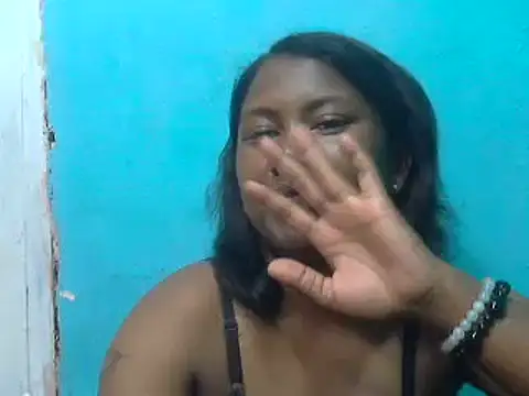 cutybigass online show from November 28, 7:44 am