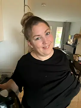 Anna Alexa online show from November 6, 7:20 am