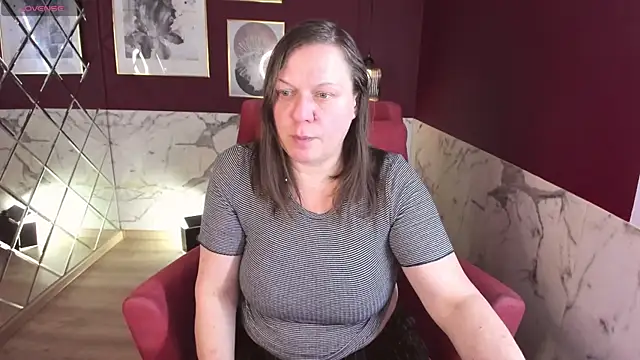 KellyPerfection online show from April 23, 5:52 am