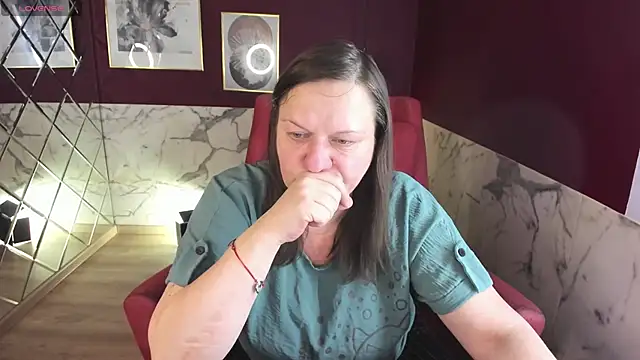 KellyPerfection online show from April 24, 7:44 am