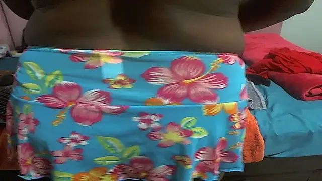 Snapshot of brownsugahxx chatting on September 28, 4:45 pm brownsugahxx online show from September 28, 4:45 pm