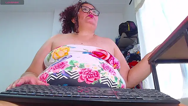 Snapshot of ashelymalefica chatting on July 21, 7:49 pm ashelymalefica online show from July 21, 7:49 pm