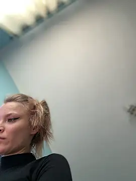 AnastasiaAniess online show from January 9, 12:30 pm