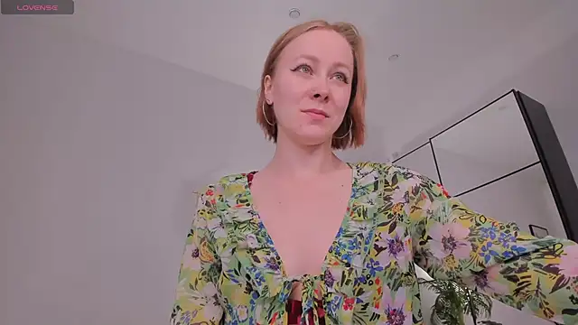 LilianKroft online show from April 30, 11:16 am